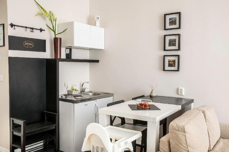 Homerent Dream Apartment Novi Sad Esterno foto